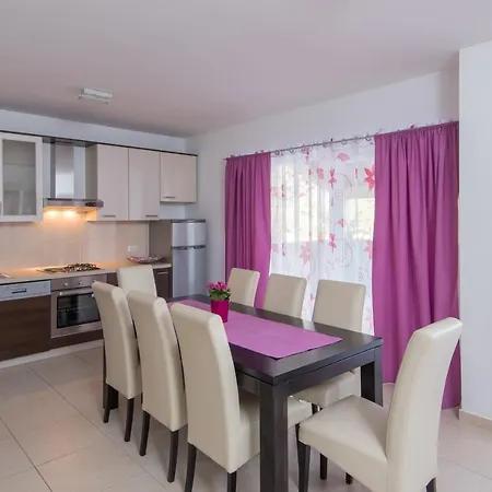 - Korcula Apartment