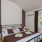 - Korcula Lejlighed Prizba
