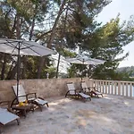 - Korcula Prizba